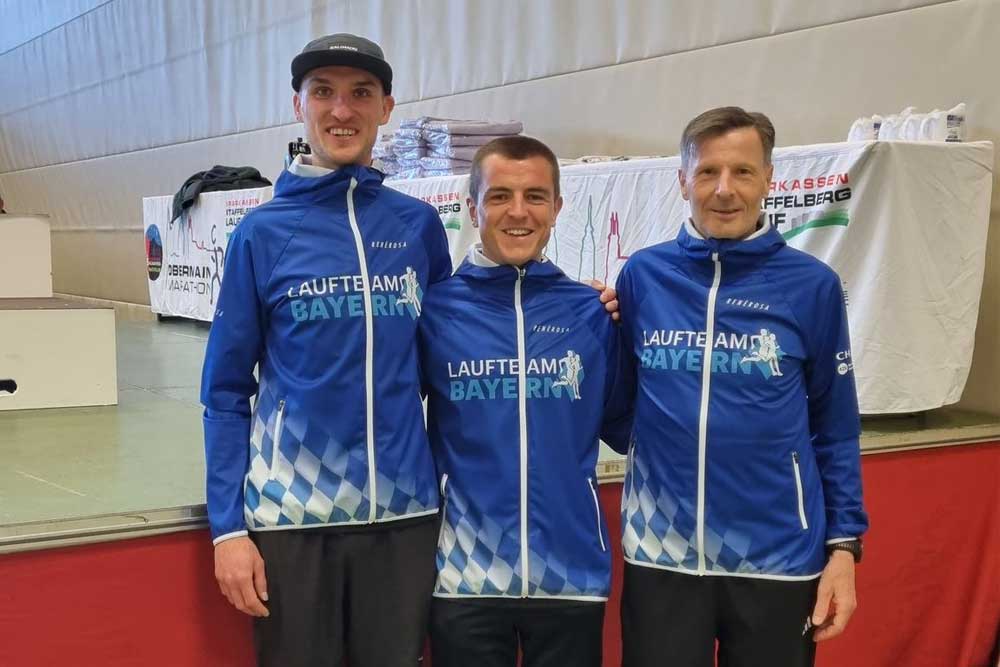 Die Sieger der Teamwertung 2025 beim Obermain Marathon 2025.